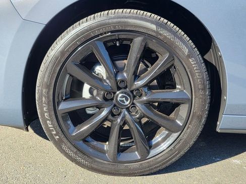 Certified 2025 MAZDA MAZDA3 2.5 S Hatchback w/ Premium Pkg image 8