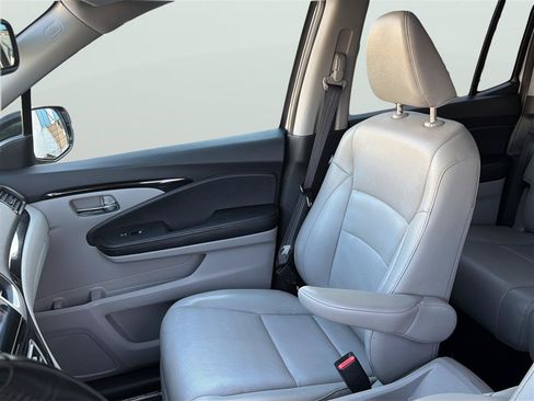 Used 2017 Honda Ridgeline RTL-E image 13