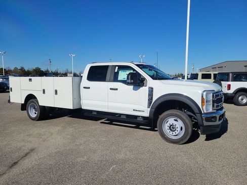New 2025 Ford F450 XL w/ XL Chrome Package image 1