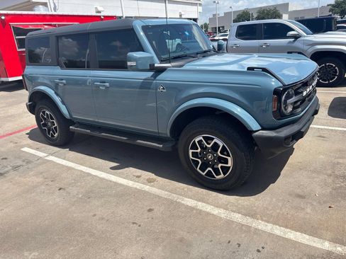 Used 2023 Ford Bronco Outer Banks AWD/4WD image 5