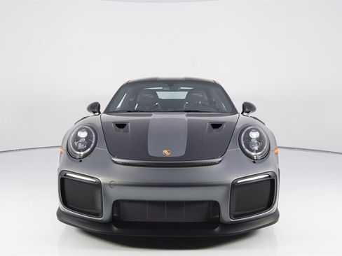 Used 2018 Porsche 911 GT2 RS RWD image 3