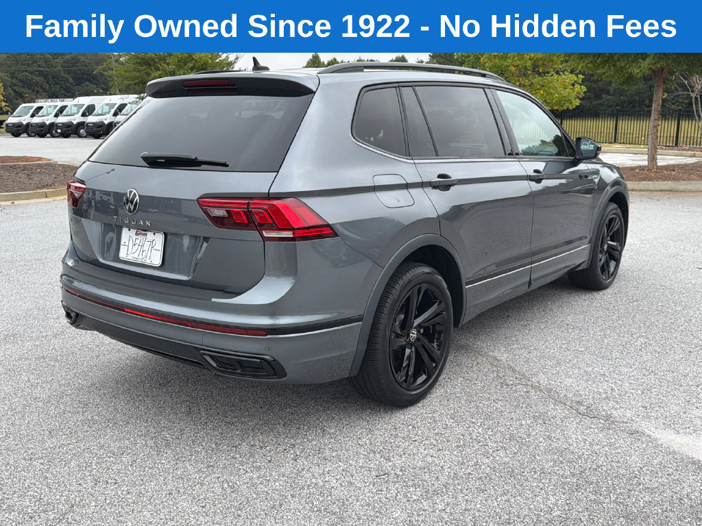 Used 2024 Volkswagen Tiguan SE R-Line FWD image 7