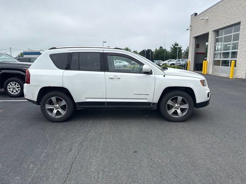 Used 2016 Jeep Compass High Altitude AWD/4WD image 4
