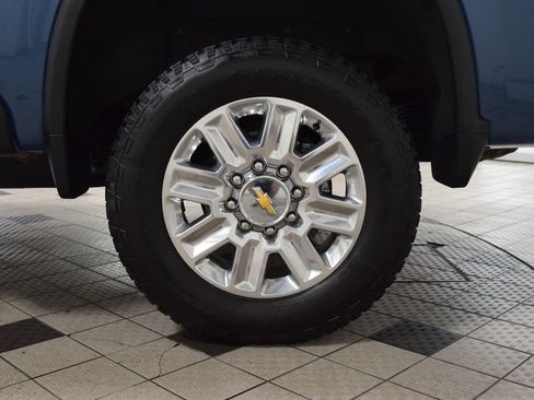 Used 2024 Chevrolet Silverado 2500 High Country w/ High Country Premium Package AWD/4WD image 29