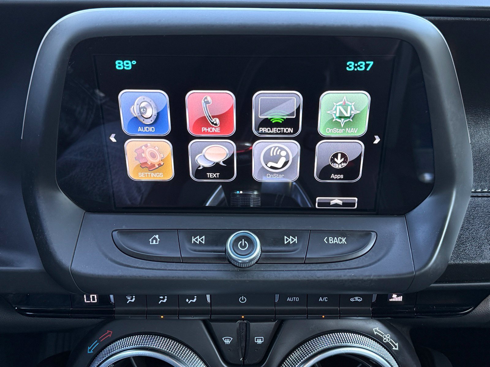 Used 2018 Chevrolet Camaro SS RWD image 29