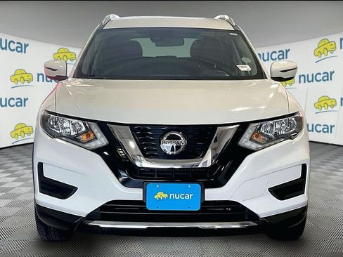 Used 2019 Nissan Rogue SV AWD/4WD image 2