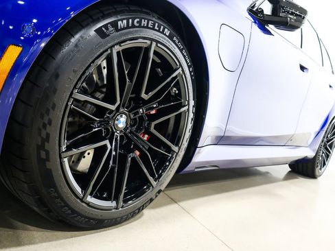 Used 2025 BMW M5 Touring image 37