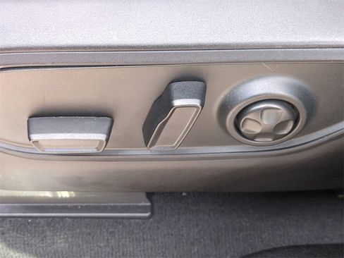 Used 2022 Jeep Grand Cherokee Overland image 22