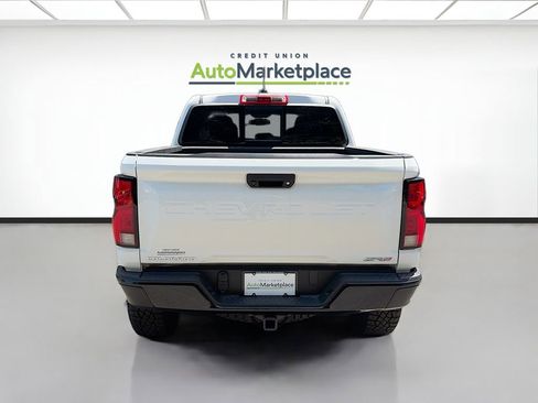 Used 2024 Chevrolet Colorado ZR2 AWD/4WD image 6