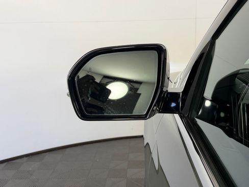 Used 2019 Ford Expedition Limited w/ Equipment Group 303A image 23