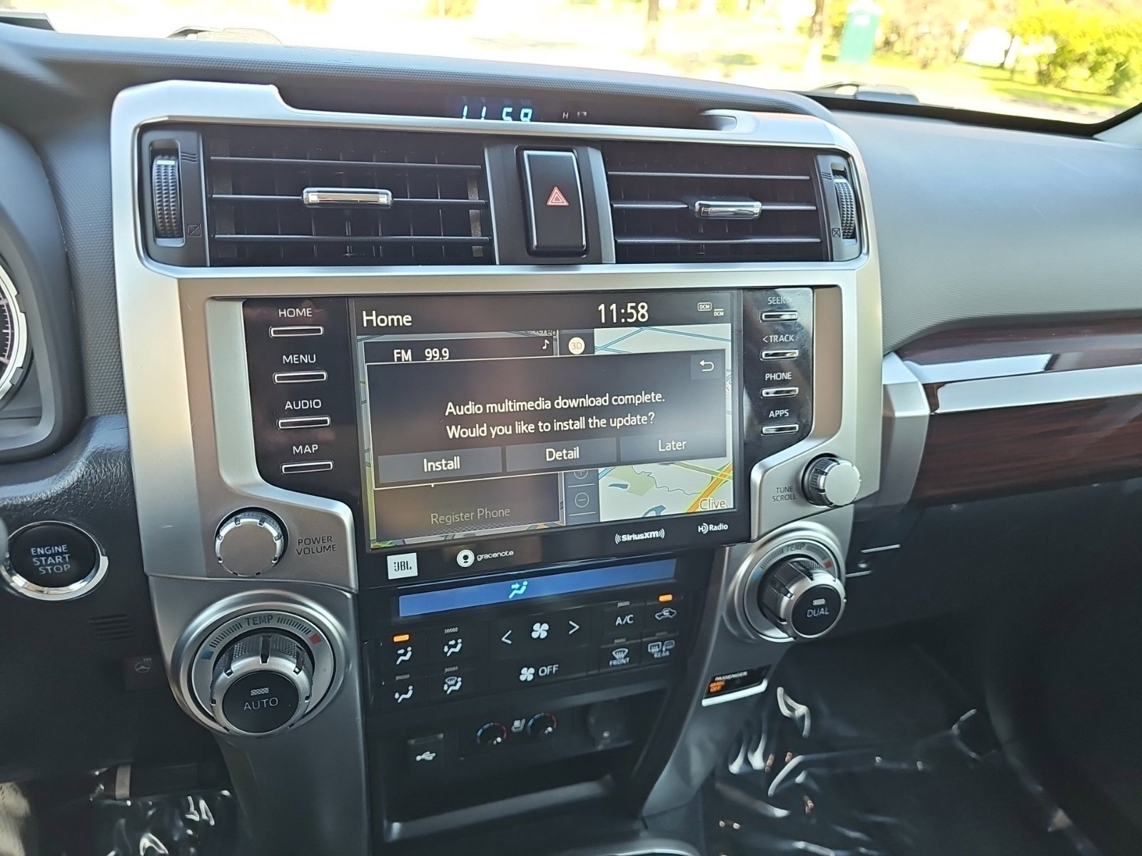 Used 2023 Toyota 4Runner Limited AWD/4WD image 20