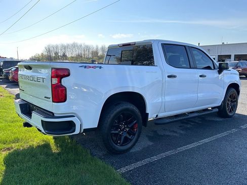 Used 2024 Chevrolet Silverado 1500 RST w/ Redline Edition image 4