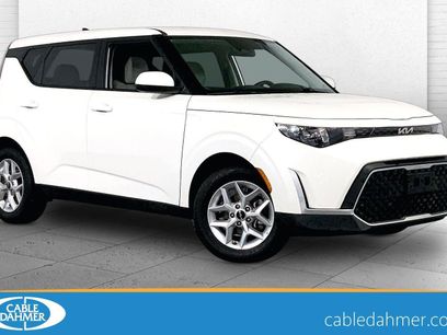 Used 2025 Kia Soul LX