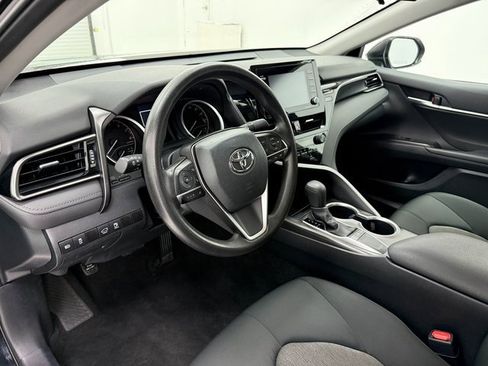 Used 2024 Toyota Camry LE image 8