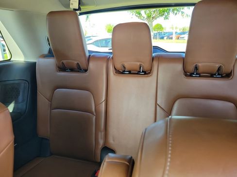 Used 2022 Nissan Pathfinder Platinum w/ Lighting Package (N93) image 16