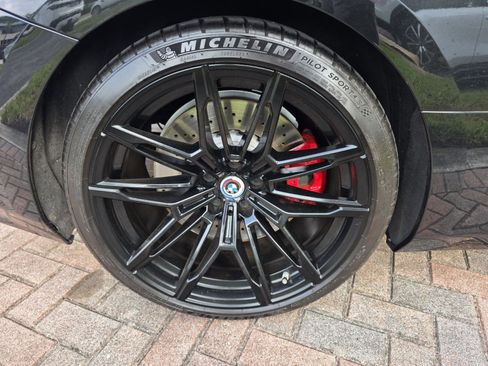 Used 2023 BMW M2 RWD image 9