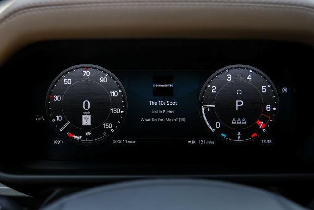 New 2026 Land Rover Defender 110 X AWD/4WD image 24