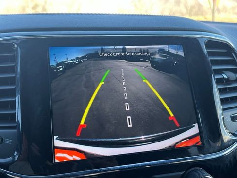 Used 2020 Jeep Grand Cherokee Overland image 33