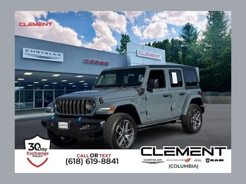 Used 2024 Jeep Wrangler Unlimited w/ Convenience Group AWD/4WD image 1