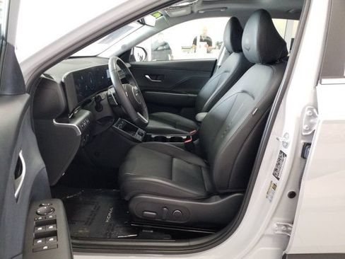 Certified 2025 Hyundai Kona Limited AWD/4WD image 13