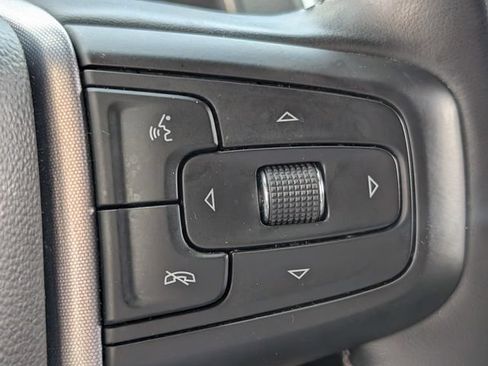 Used 2024 GMC Yukon SLT w/ SLT Luxury Package RWD image 29