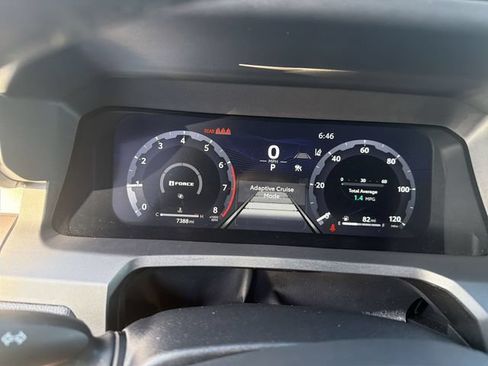 Used 2025 Toyota Tacoma TRD Off-Road AWD/4WD image 12