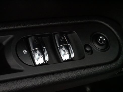 Used 2021 MINI Cooper Countryman S w/ Storage Package image 19