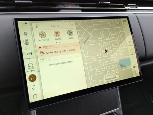 New 2026 Land Rover Range Rover SE image 30