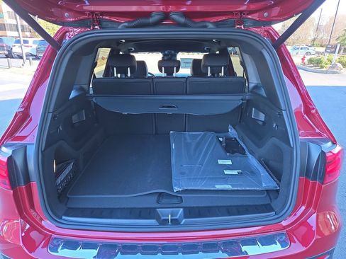 Used 2026 Mercedes-Benz GLB 250 4MATIC image 14