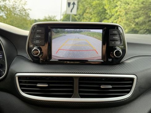 Used 2019 Hyundai Tucson SE image 17