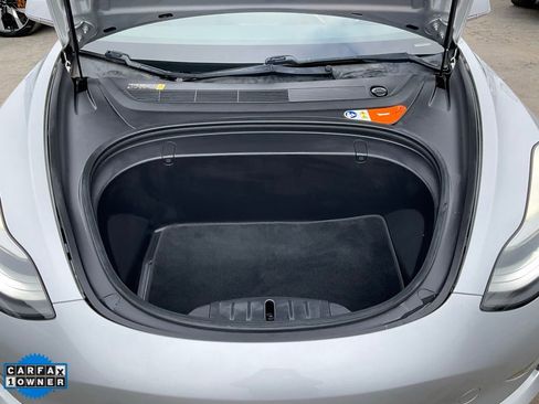 Used 2018 Tesla Model 3 Long Range image 11