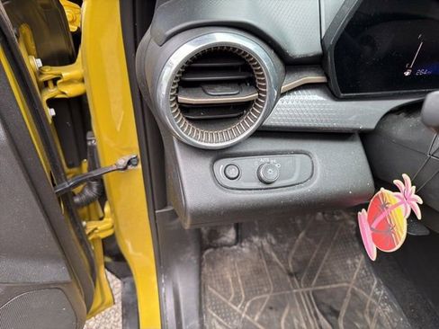 Used 2024 Chevrolet Trax ACTIV FWD image 19