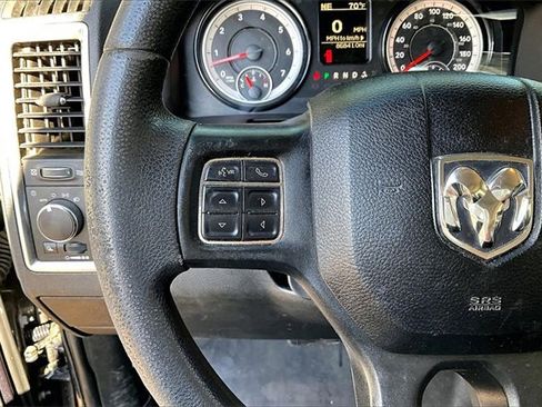 Used 2018 RAM 1500 Classic SLT image 10