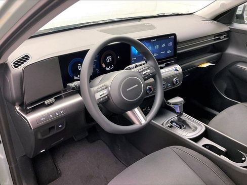 New 2026 Hyundai Kona SE image 7