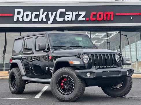Used 2018 Jeep Wrangler Unlimited Sport AWD/4WD image 1