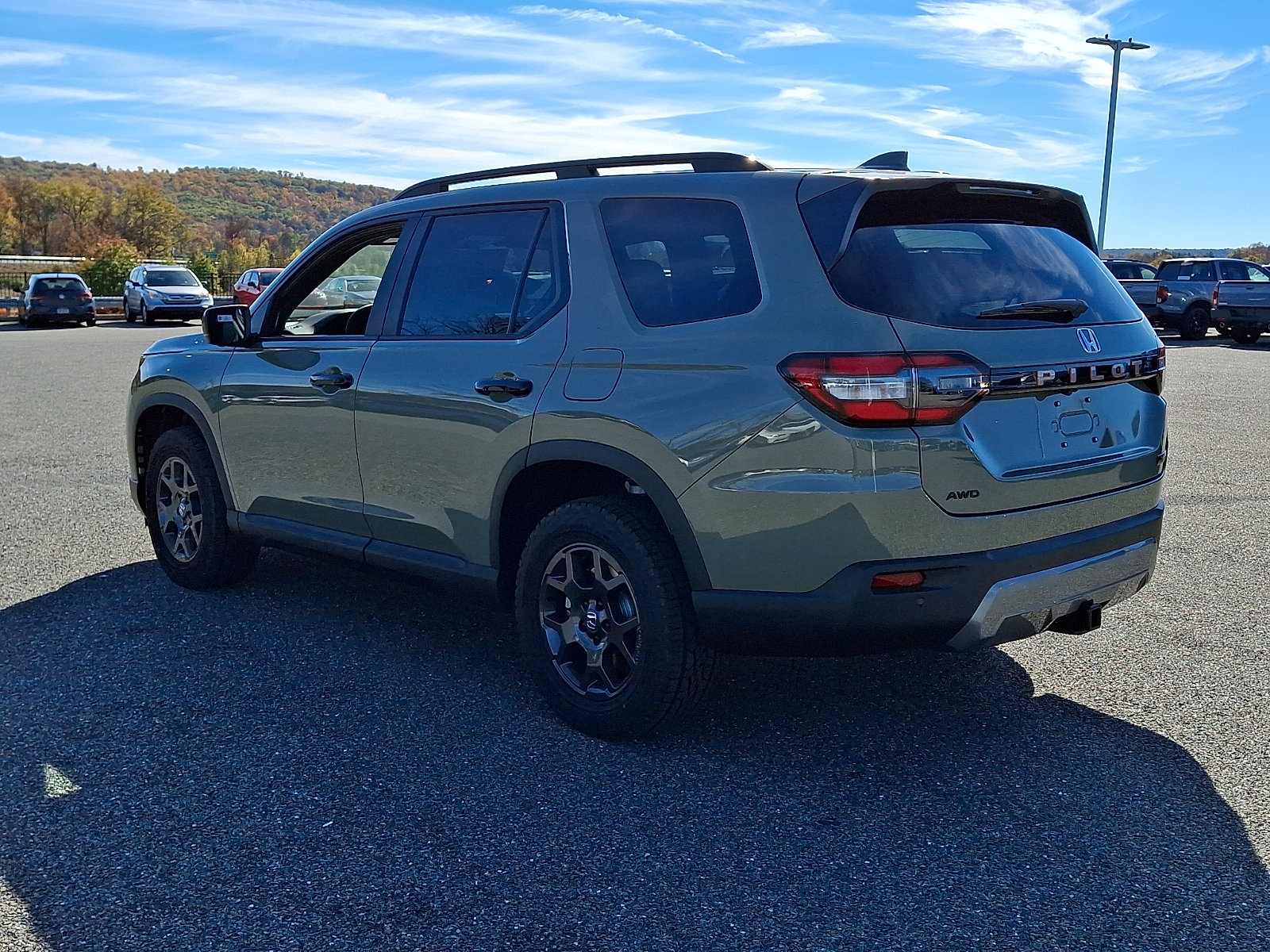 New 2026 Honda Pilot TrailSport image 4