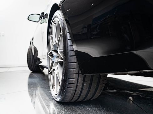 Used 2018 BMW M4 Convertible image 52