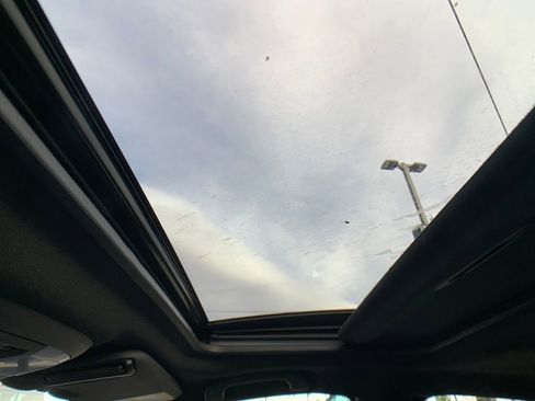 Used 2024 Subaru Crosstrek 2.5i Wilderness w/ Wilderness Package image 23