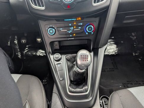 Used 2017 Ford Focus ST image 13