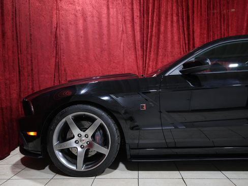 Used 2014 Ford Mustang GT Premium w/ Brembo Brake Package RWD image 4