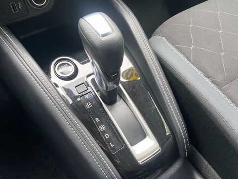 Used 2020 Nissan Kicks SV FWD image 27