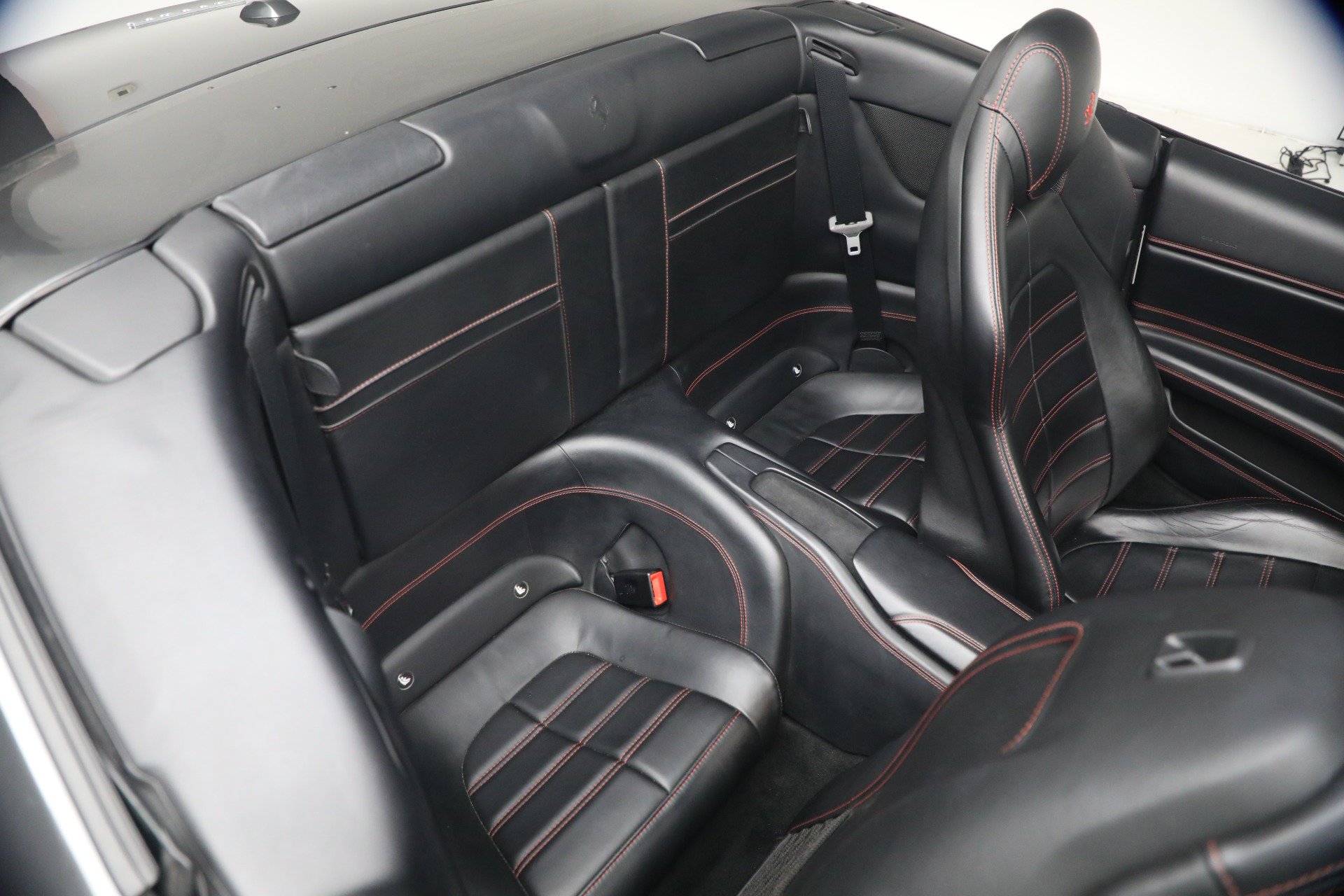 Certified 2015 Ferrari California T RWD image 21