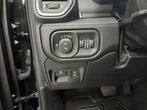 Used 2022 RAM 1500 Limited w/ Body-Colour Bumper Group AWD/4WD image 34