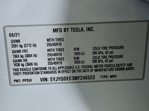 Used 2021 Tesla Model Y Long Range AWD/4WD image 12