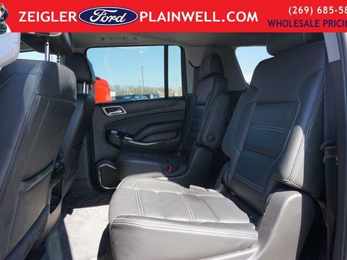 Used 2017 GMC Yukon XL Denali w/ Open Road Package AWD/4WD image 13
