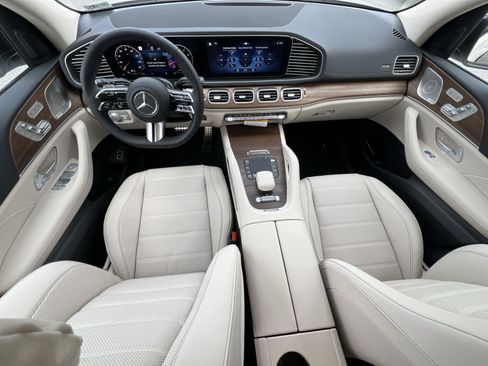 New 2026 Mercedes-Benz GLS 450 4MATIC image 13