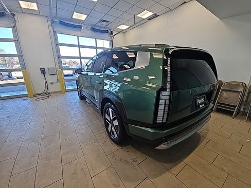 New 2026 Hyundai Ioniq 9 SEL image 3