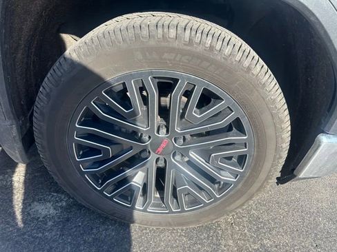 Used 2019 GMC Sierra 1500 SLT w/ SLT Premium Plus Package image 13