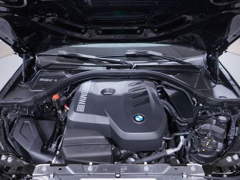 Used 2025 BMW 330i Sedan w/ Convenience Package RWD image 24