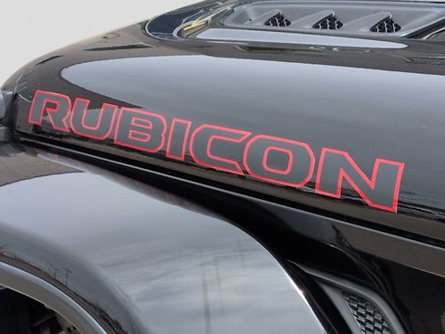 Used 2020 Jeep Gladiator Rubicon w/ Uconnect 4C Nav & Sound Group image 15